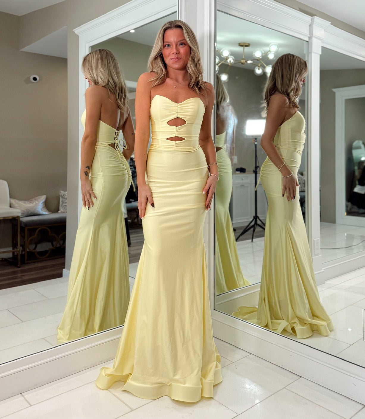 Women's Strapless Satin Keyhole Sweetheart Prom Dresses