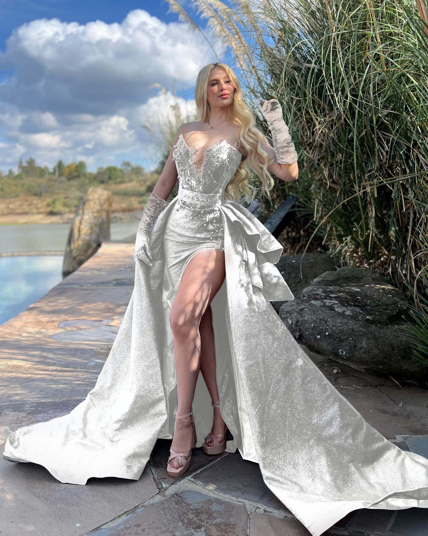 Strapless Sleeveless Long Split Prom Dress With Gloves Beading