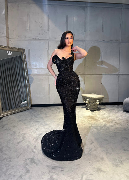 Black Sleeveless Strapless Sheath Prom Dress