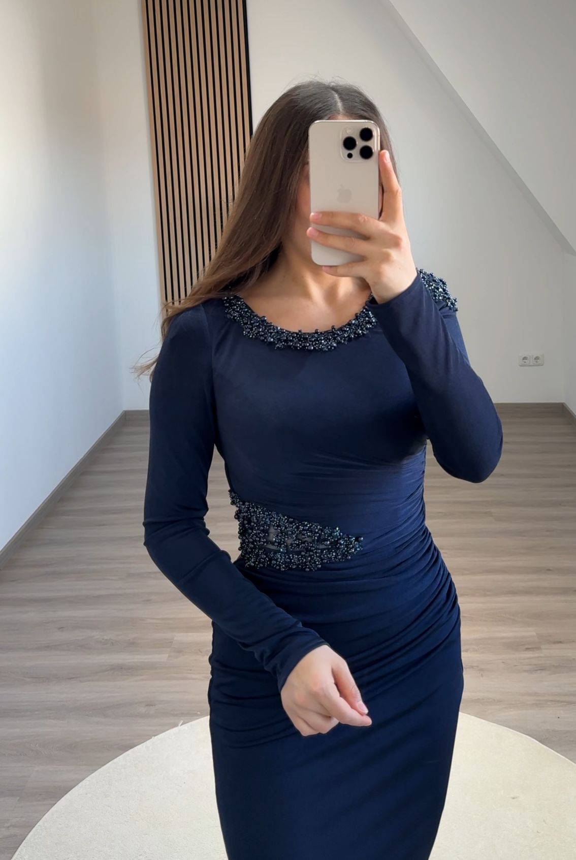 Elegant Long Sleeves Scoop Empire-Waist Pearls Satin Formal Dress