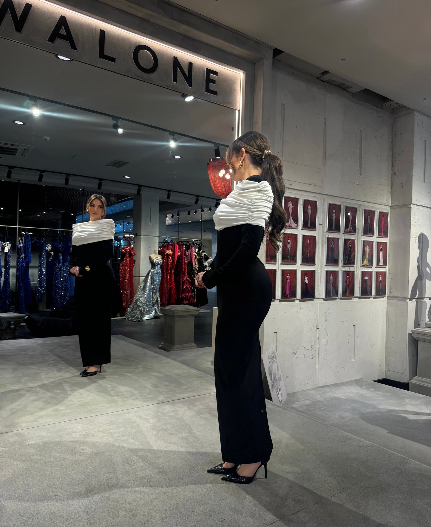 Black & White Long Sleeves Sheath Midi Dress