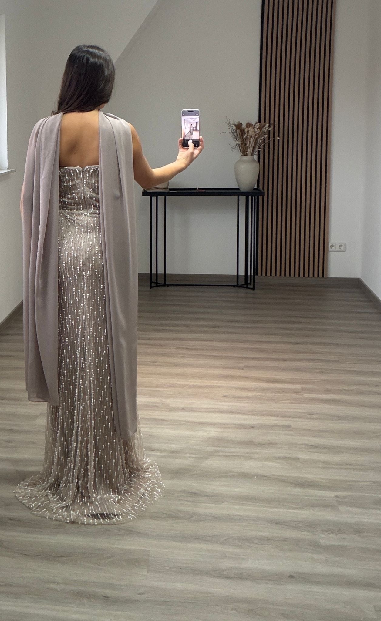 Elegant Long Sleeves Scoop Sequins A-Line Evening Dress