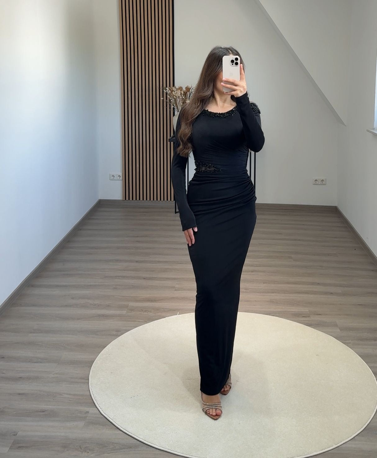 Long Sleeves Scoop Sequins Satin Evening Dress