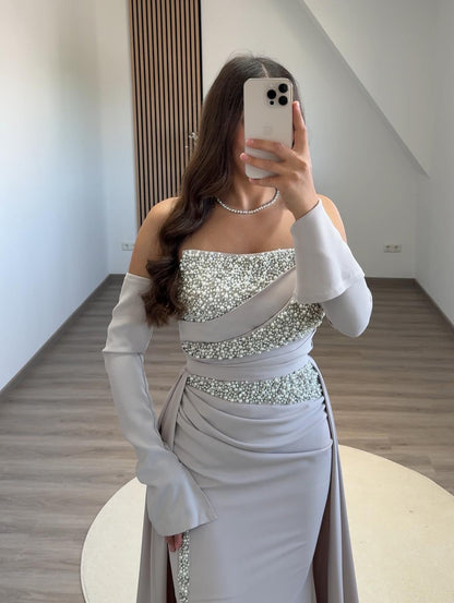 Simple Long Sleeves Off-Shoulder Appliques Evening Dress