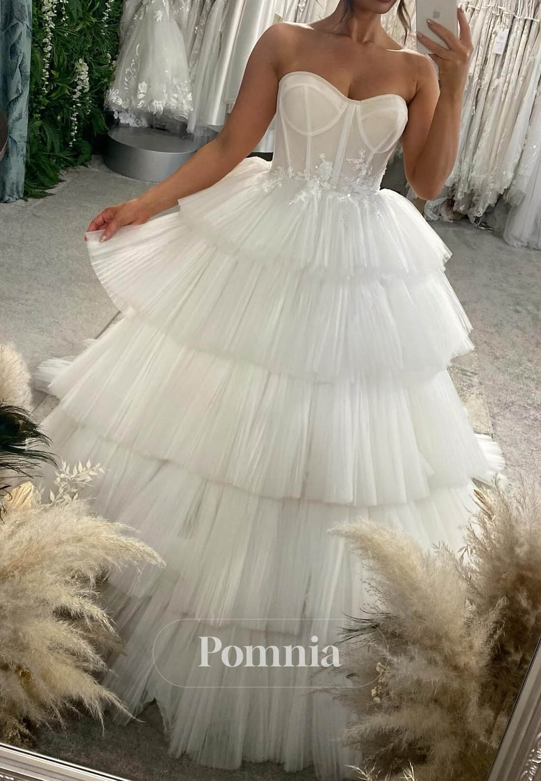 A-Line Sleeveless Sweetheart Ruffles Wedding Dress