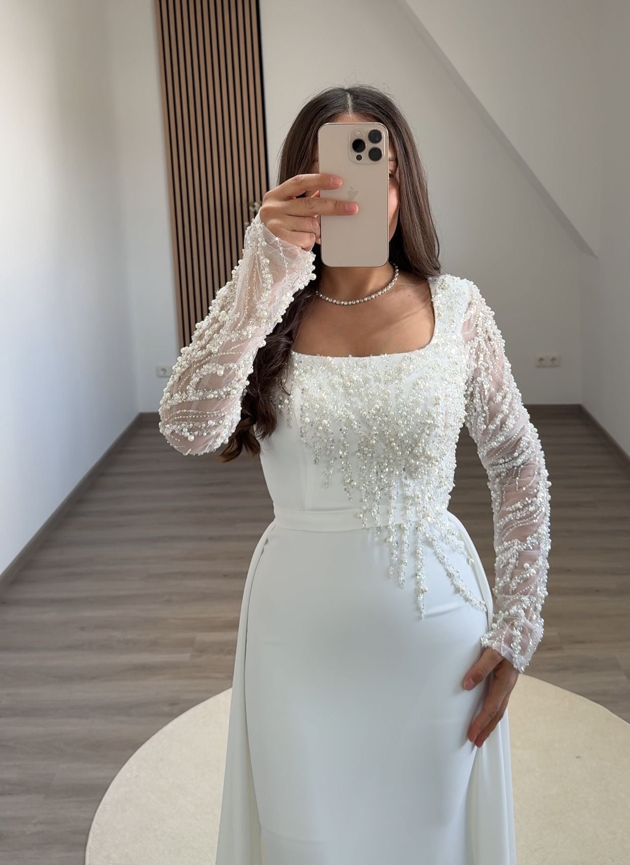 Long Sleeeves Square Appliques Evening Dress