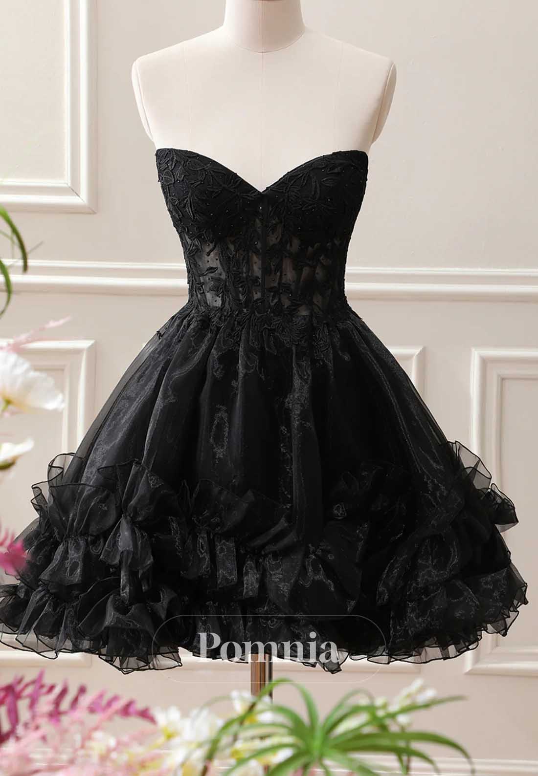 Black A-Line Strapless Sleeveless Appliques Homecoming Dress