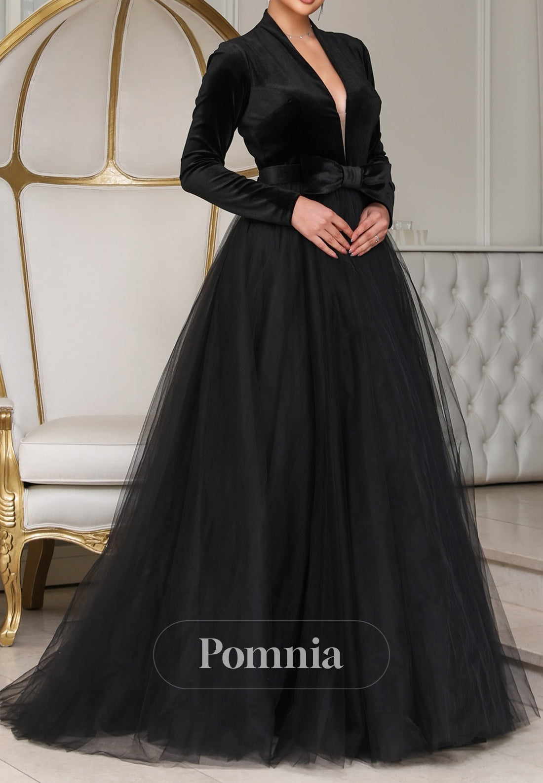 Black Long Sleeves V-Neck Lace Evening Dress