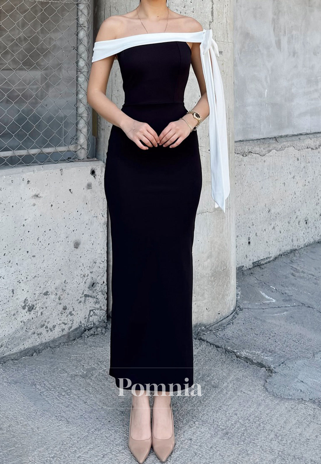 Black Off-Shoulder Sleeveless Satin Evening Dress