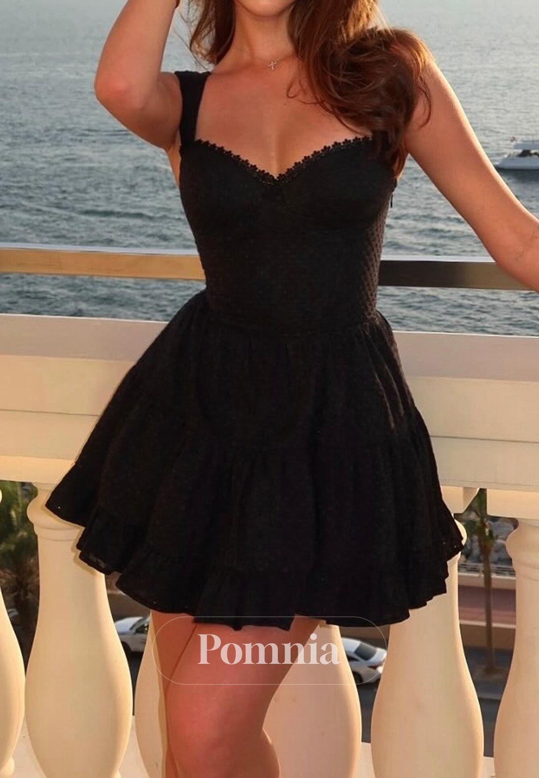 Black Spaghetti Straps Sweetheart Short Homecoming Dress