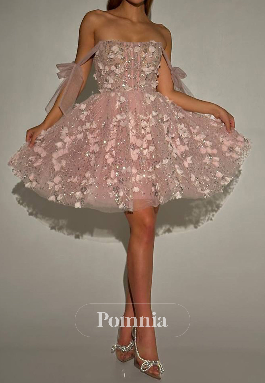 Blushing Pink A-Line Corset Appliques Homecoming Dress