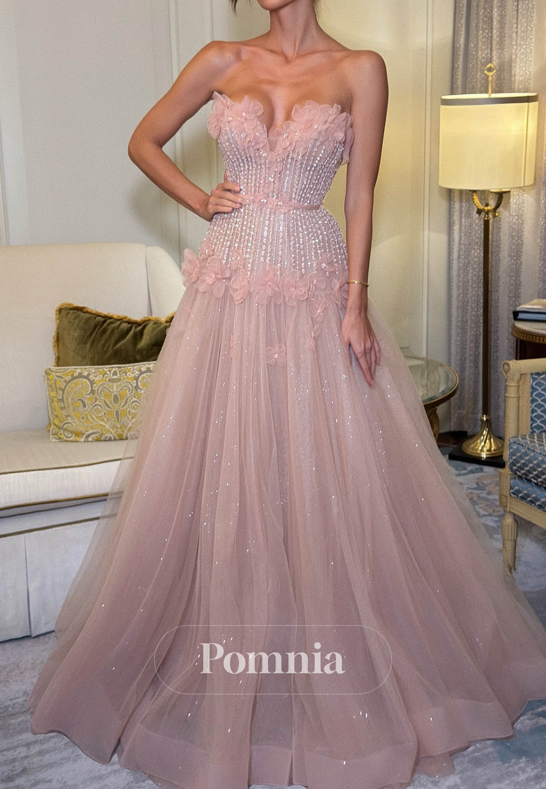 Blushing Pink Sleeveless Strapless Appliques Lace Prom Dress
