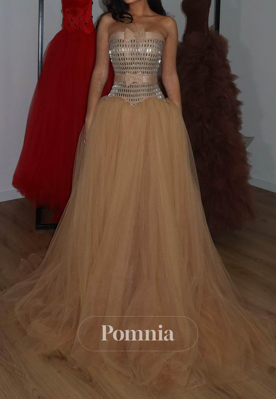 Charming A-Line Sleeveless Strapless Beads Lace Prom Dress