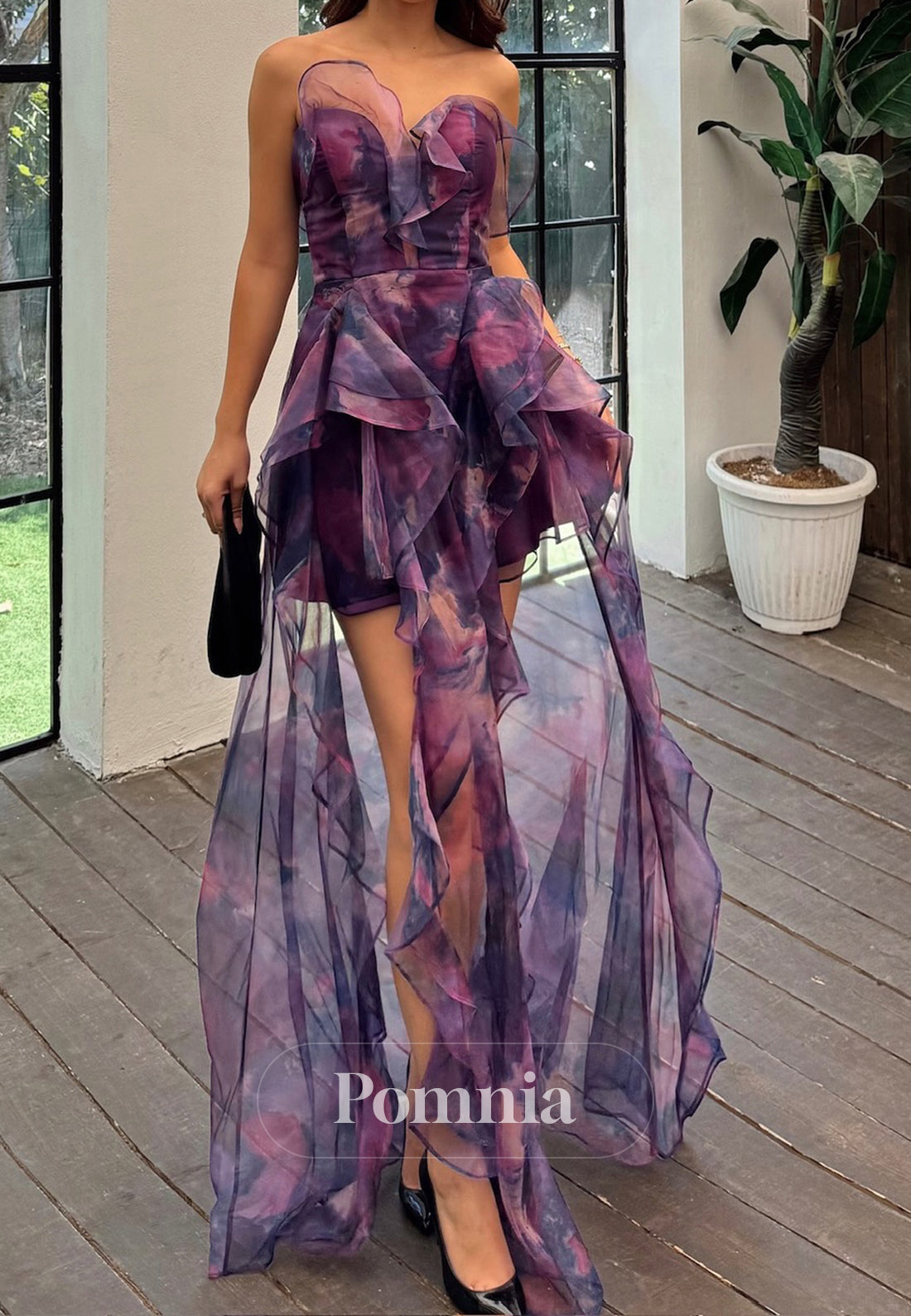 Charming Strapless Sleeveless Ruched Short Homecoming Dress