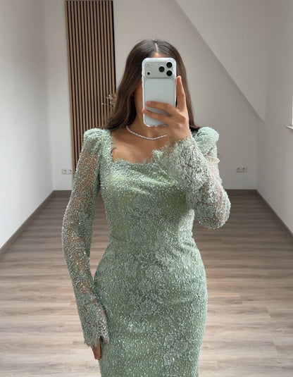 Elegant V-Neck A-Line Sequins Appliques Sleeveless Evening Formal Dress