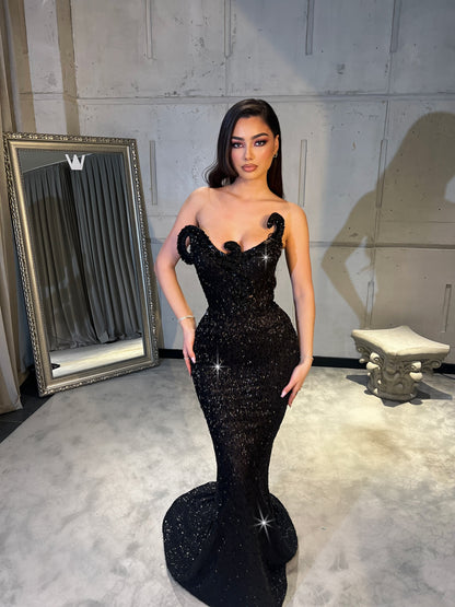 Black Sleeveless Strapless Sheath Prom Dress