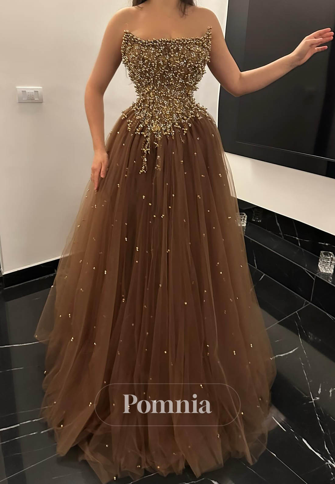 Elegant Sleeveless Strapless A-Line Prom Dress