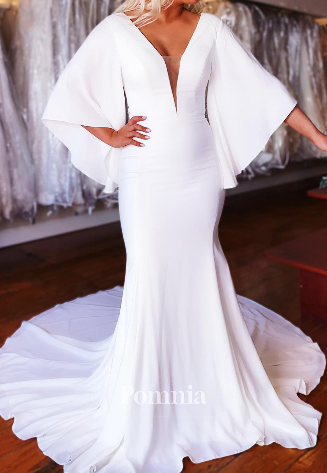 Elegant V-Neck Long Sleeves Sweep Train Backless  Wedding Dress