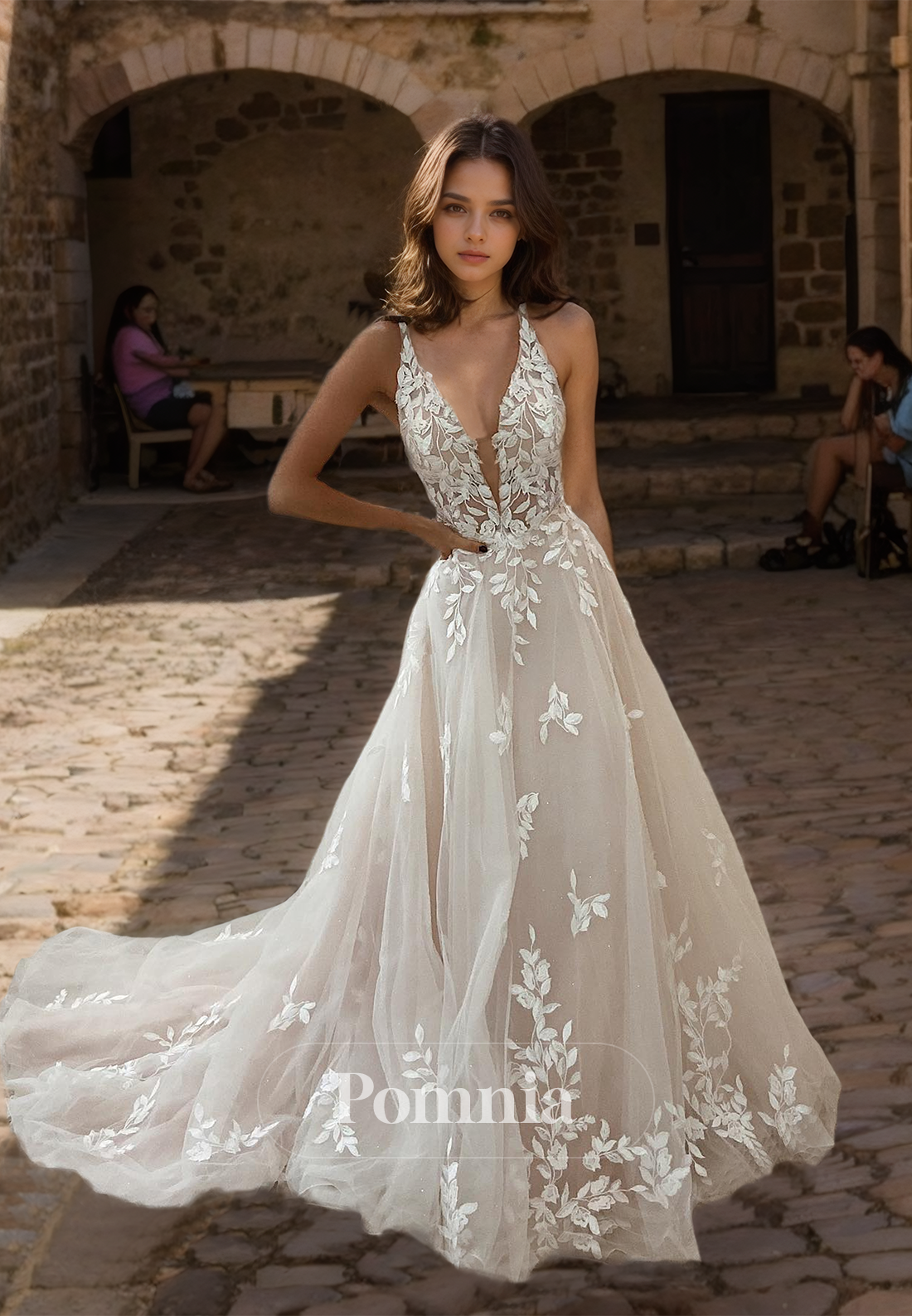 Appliques A-Line Spaghetti Straps V-Neck Court Train Beach Wedding Dress