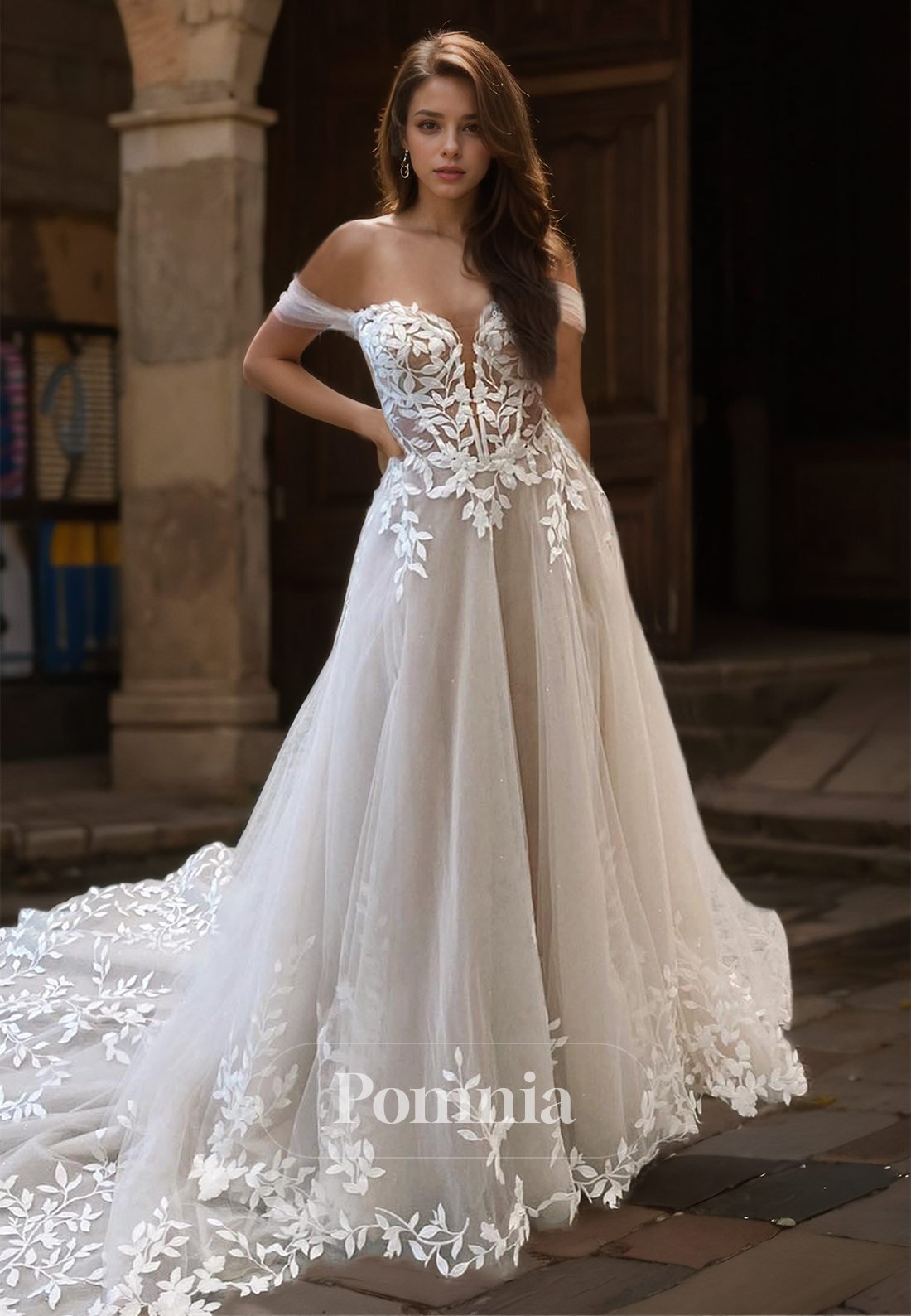 A-Line Sweetheart Floral Appliques Empire-Waist Lace Wedding Dress