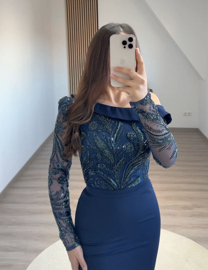 Elegant Long Sleeves V-Neck Ruched Satin Evening Dress