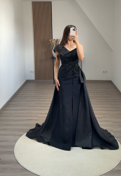 Black Sleeveless Sequins Corset Evening Dress