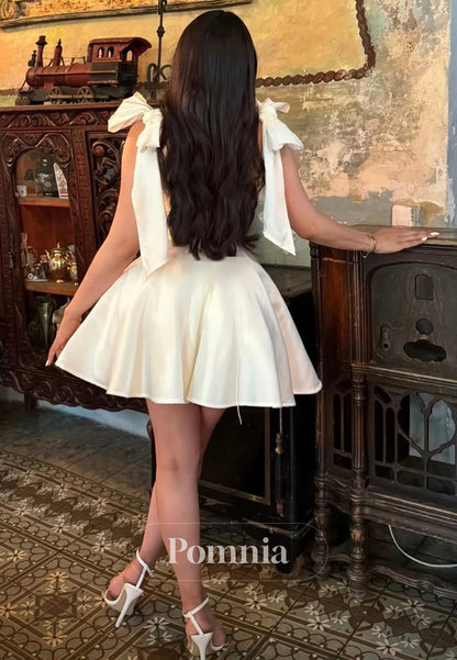 Lovely Bowknot Spaghetti-Straps Sleeveless Pleated Homecoming Dress