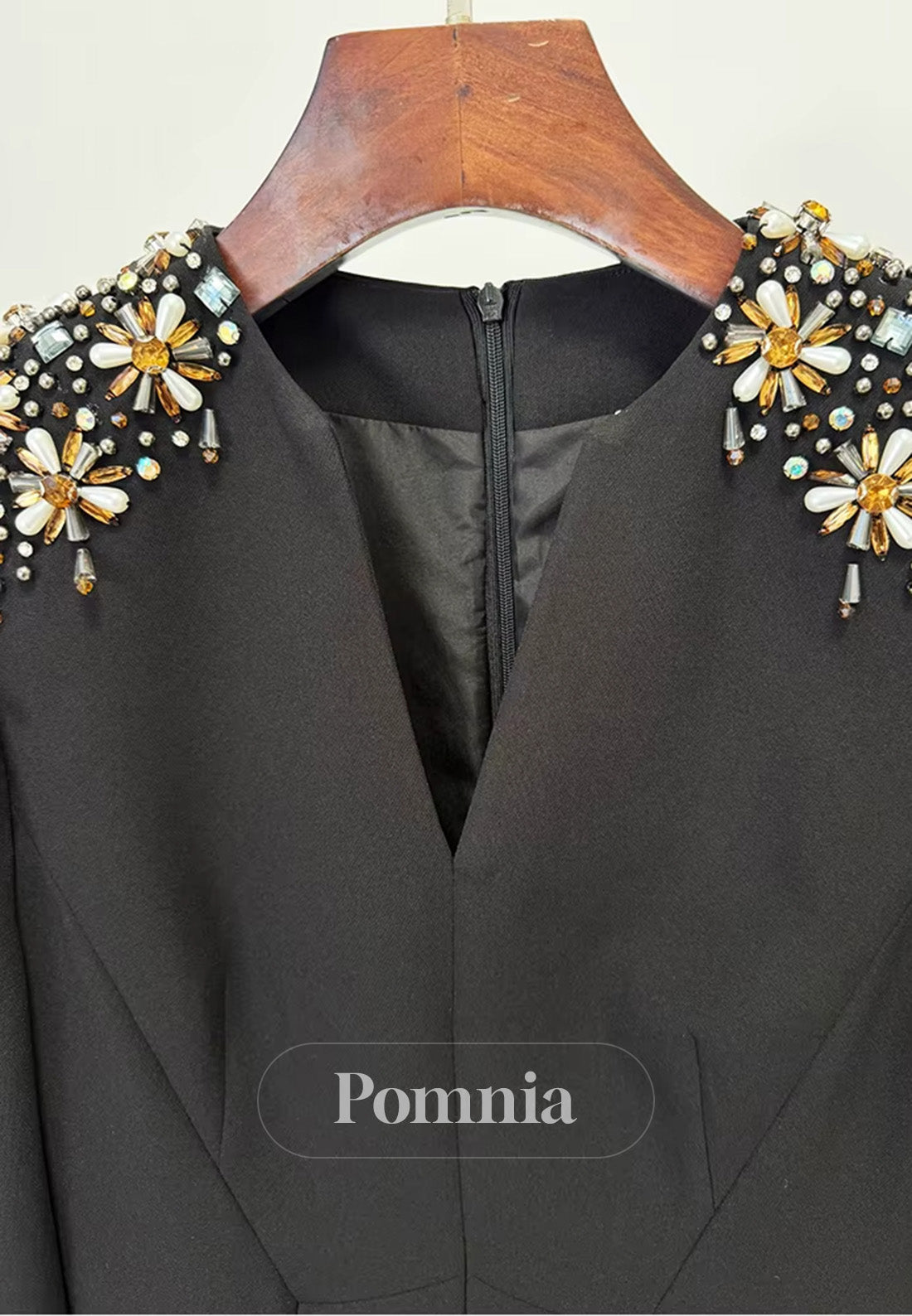 Simple Long Sleeves Scoop A-Line Sequins Evening Dress