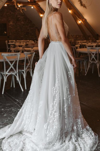 P3164 - A-Line V-Neck Lace Appliques Sleeveless Empire-Waist Beach Wedding Dress