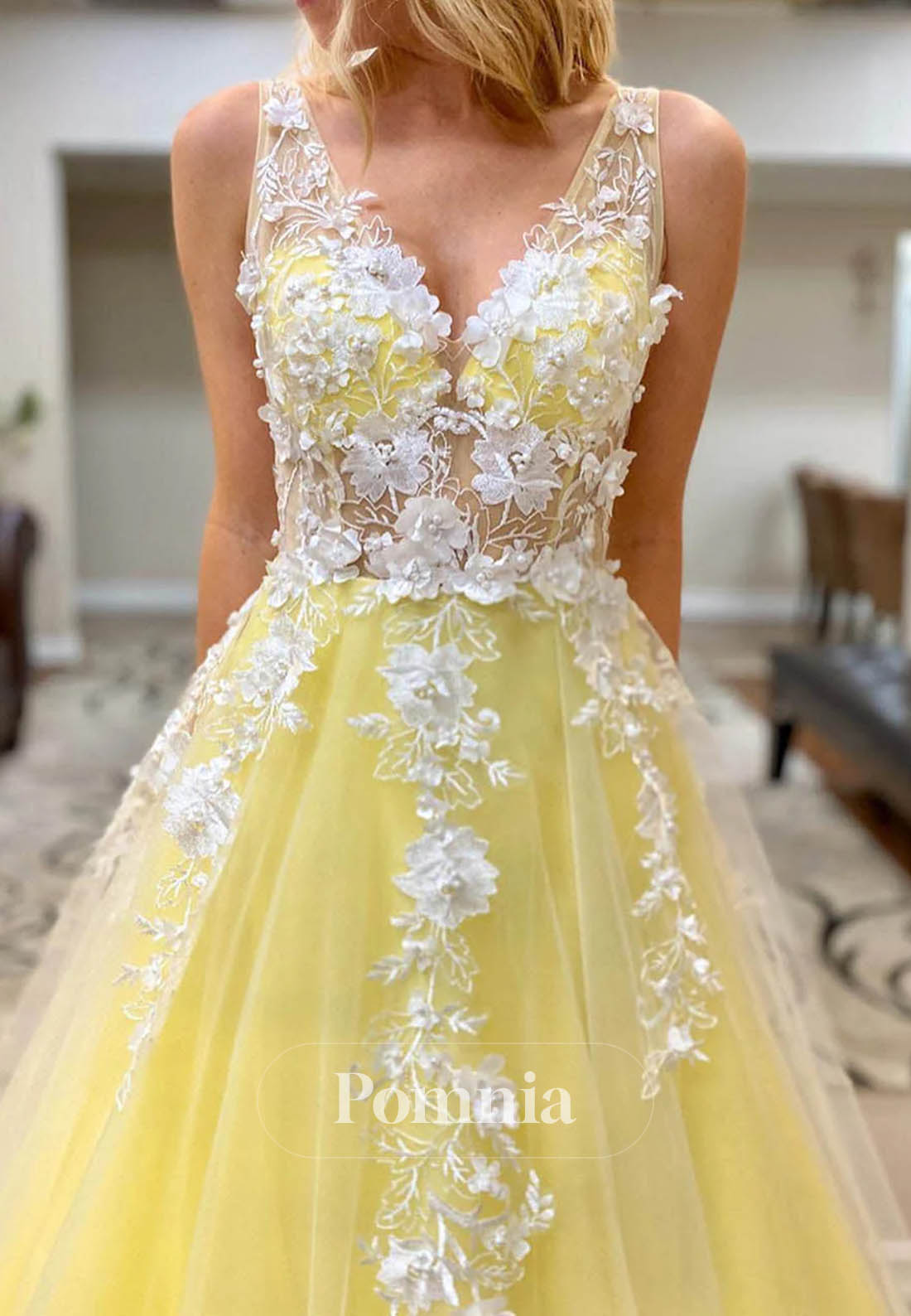 Princess 3D Floral Appliques Tulle A-Line Long Prom Dress