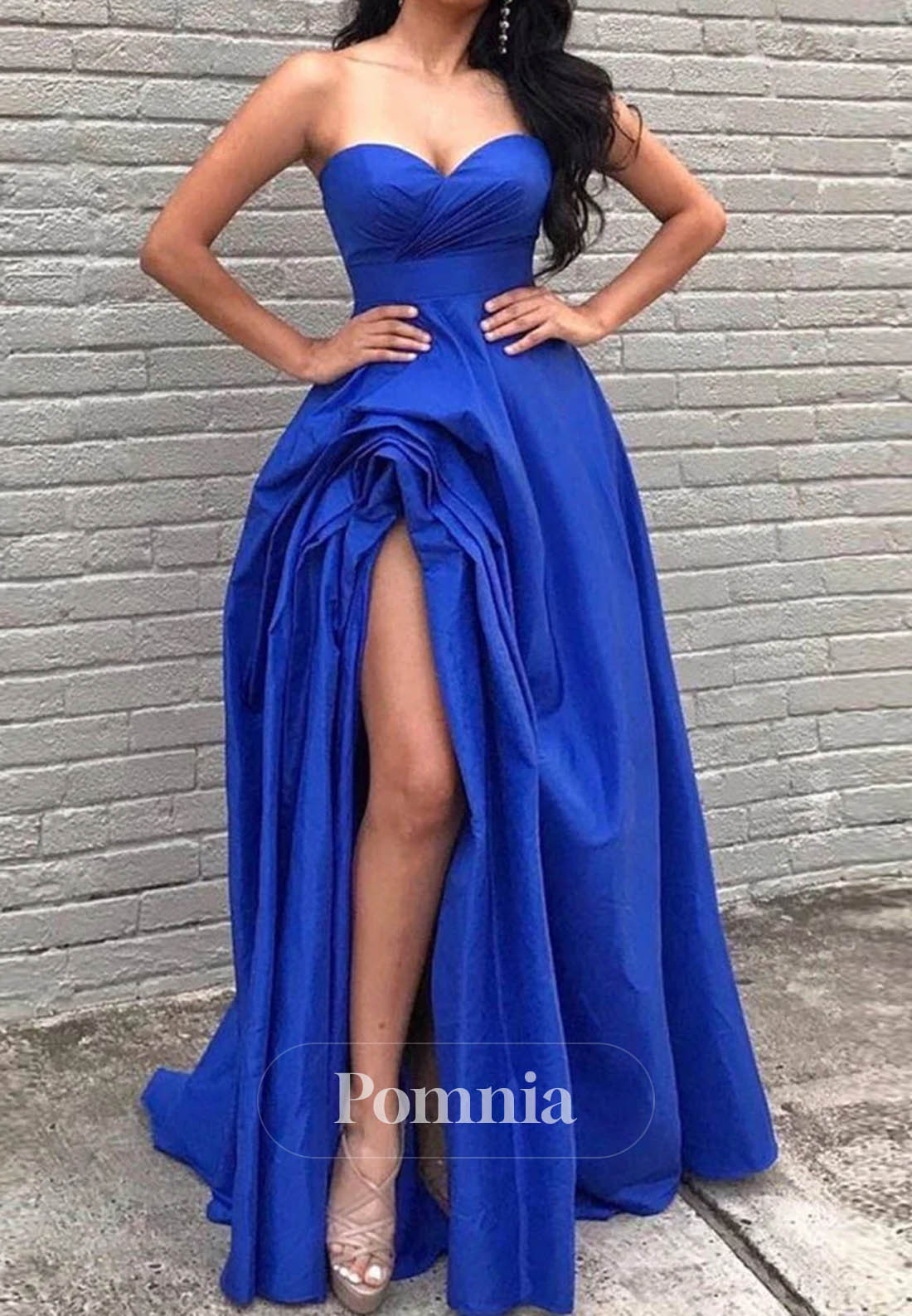 A-Line Sweetheart Satin Long Prom Dresses with Slit