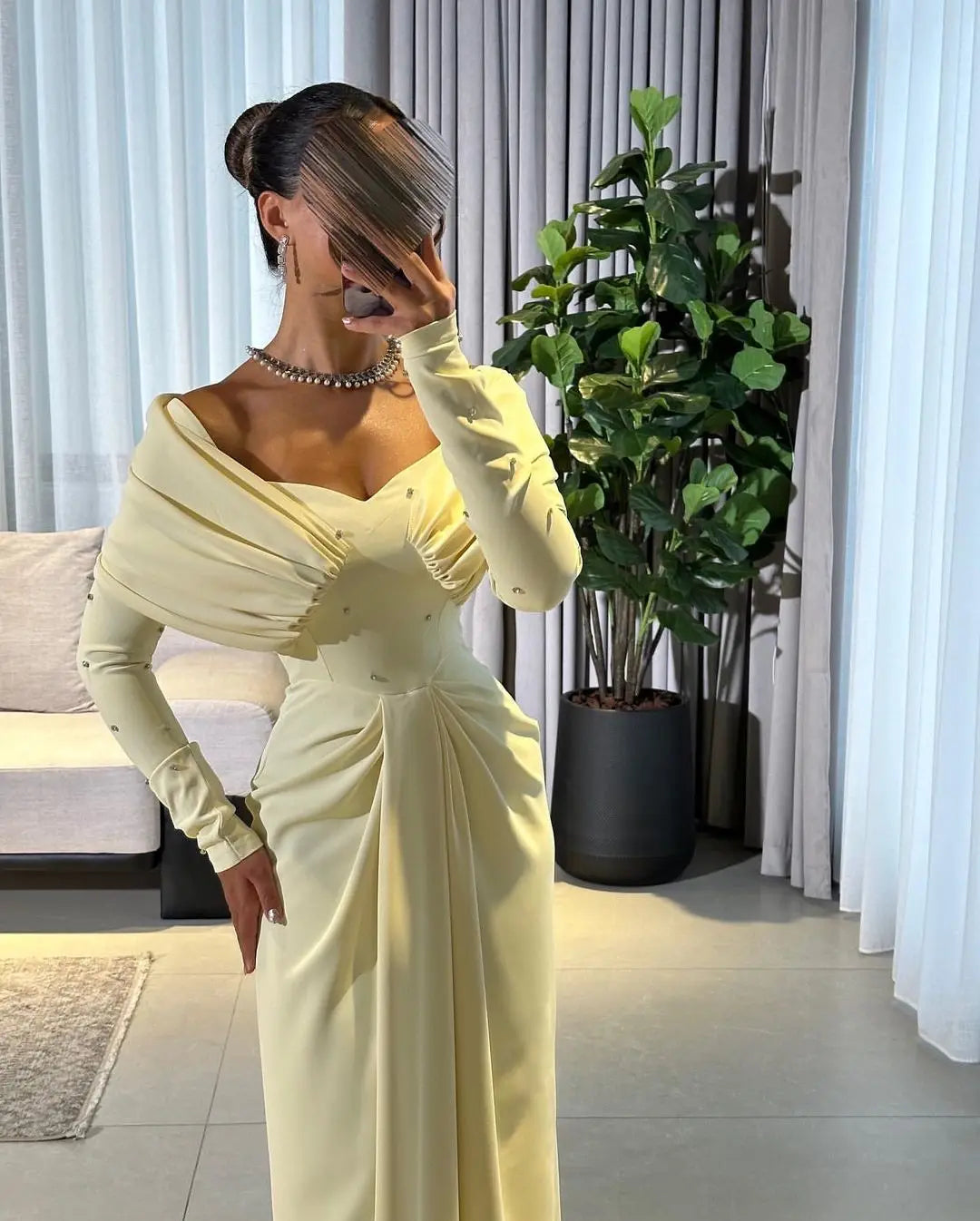 Off Shoulder Sheath Pletas Long Sleeves Formal Evening Dress