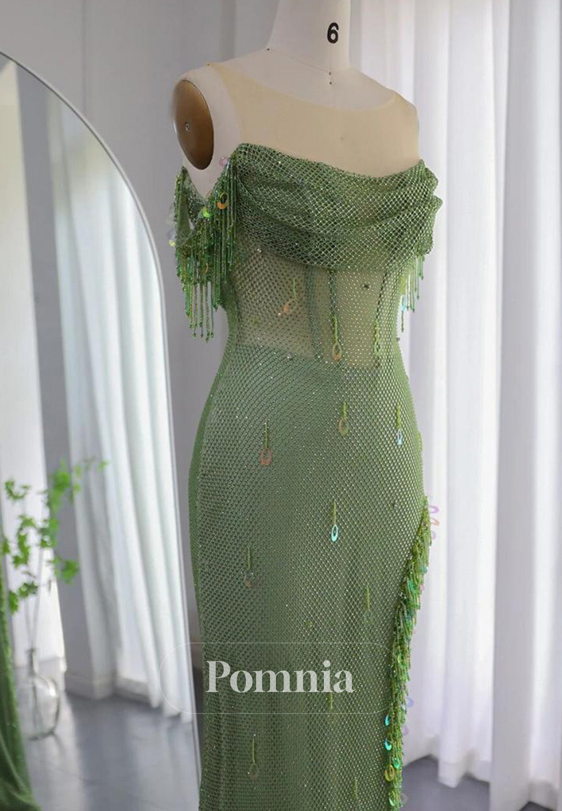 Luxury Crystal Sleeveless Scoop High Slit Sequins Evening Dress