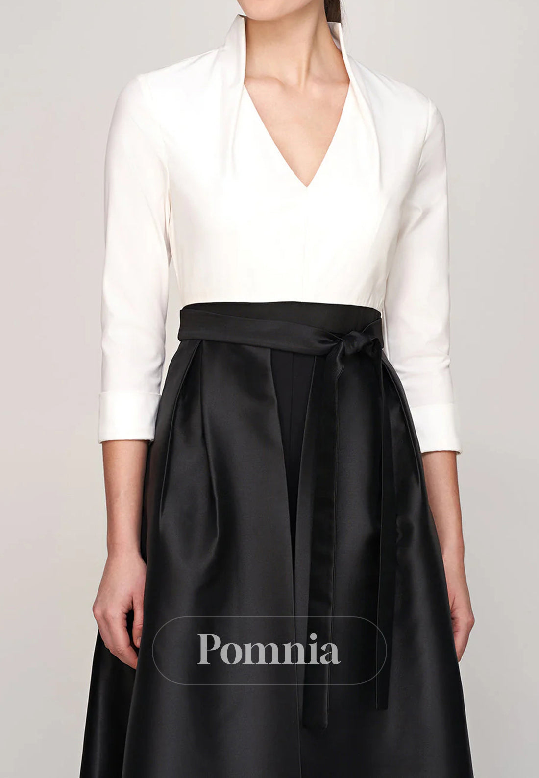 Simple Long Sleeves V-Neck Walk Thru Jumpsuit