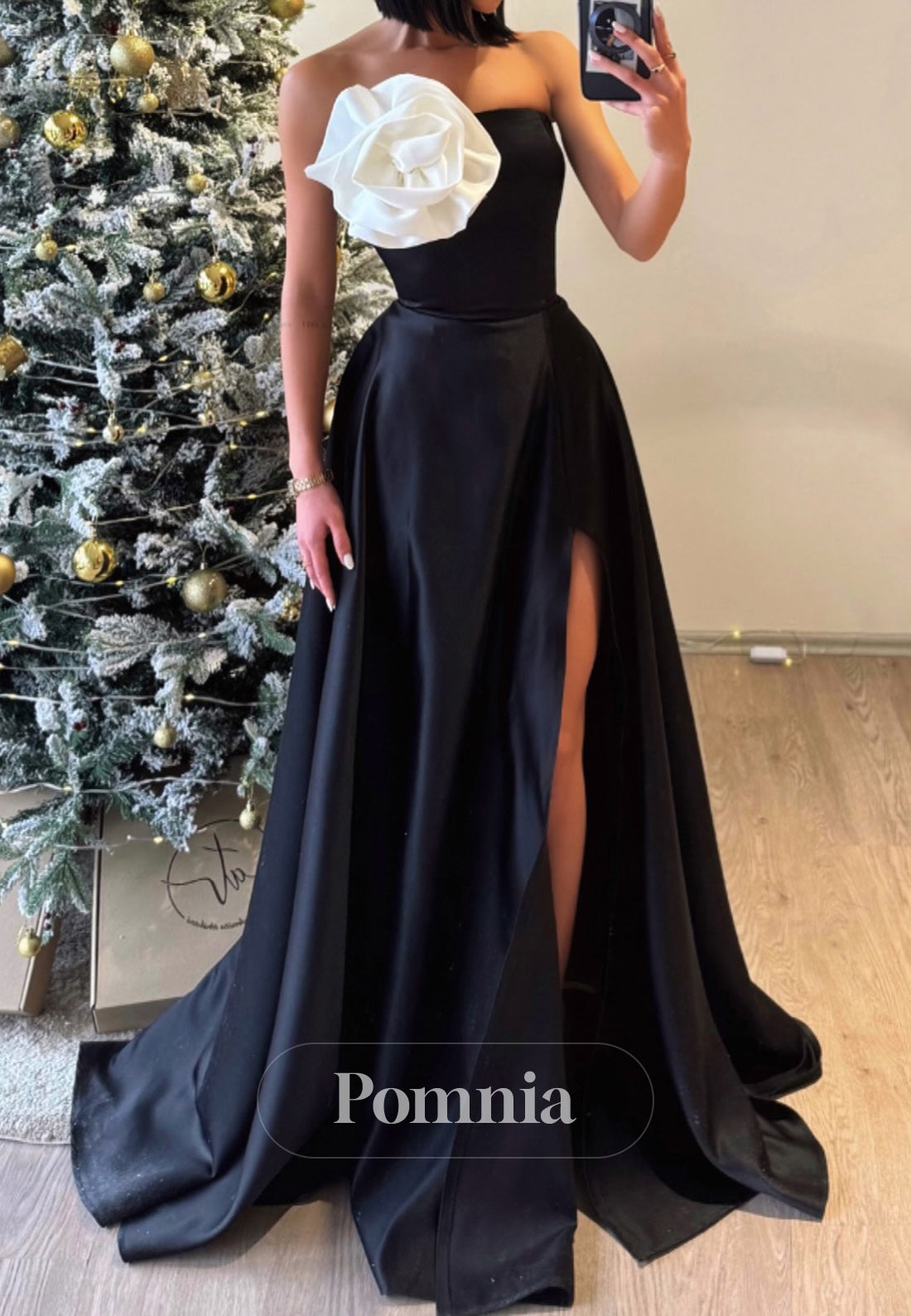 Simple A-Line Strapless Sleeveless Floral Appliques Evening Dress