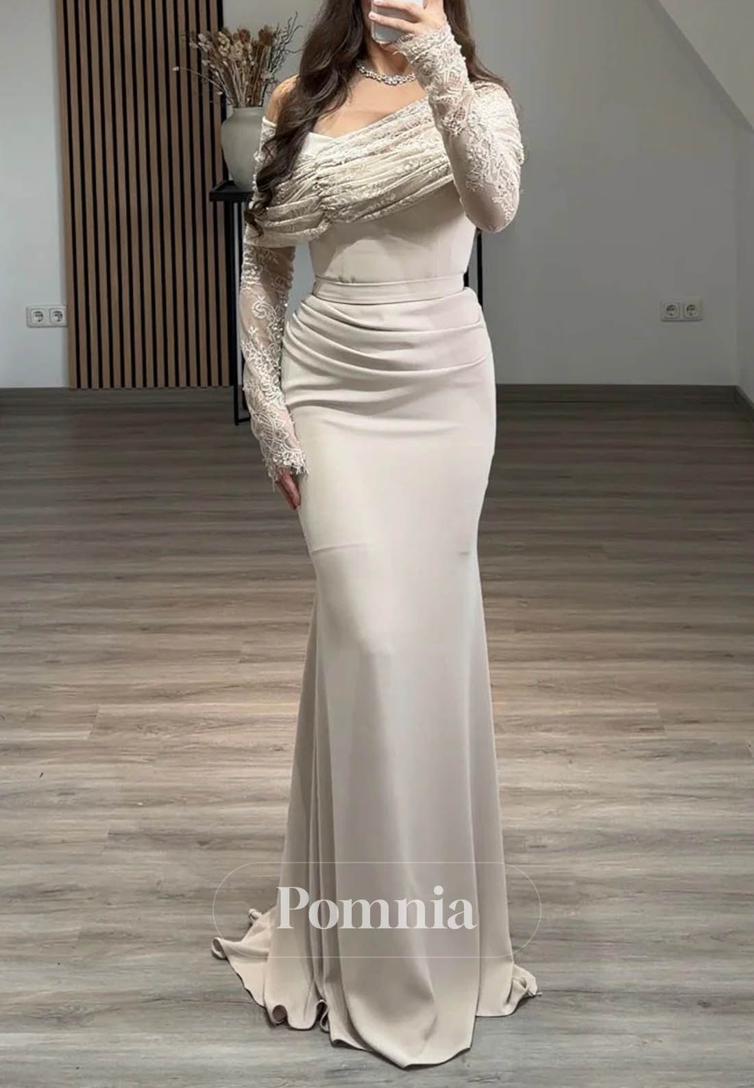 Simple Long Sleeves Scoop Ruched Empire-Waist Evening Dress