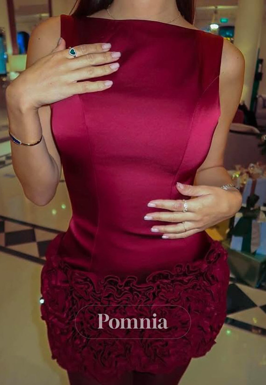 Simple Sleeveless Scoop Appliques Short Homecoming Dress