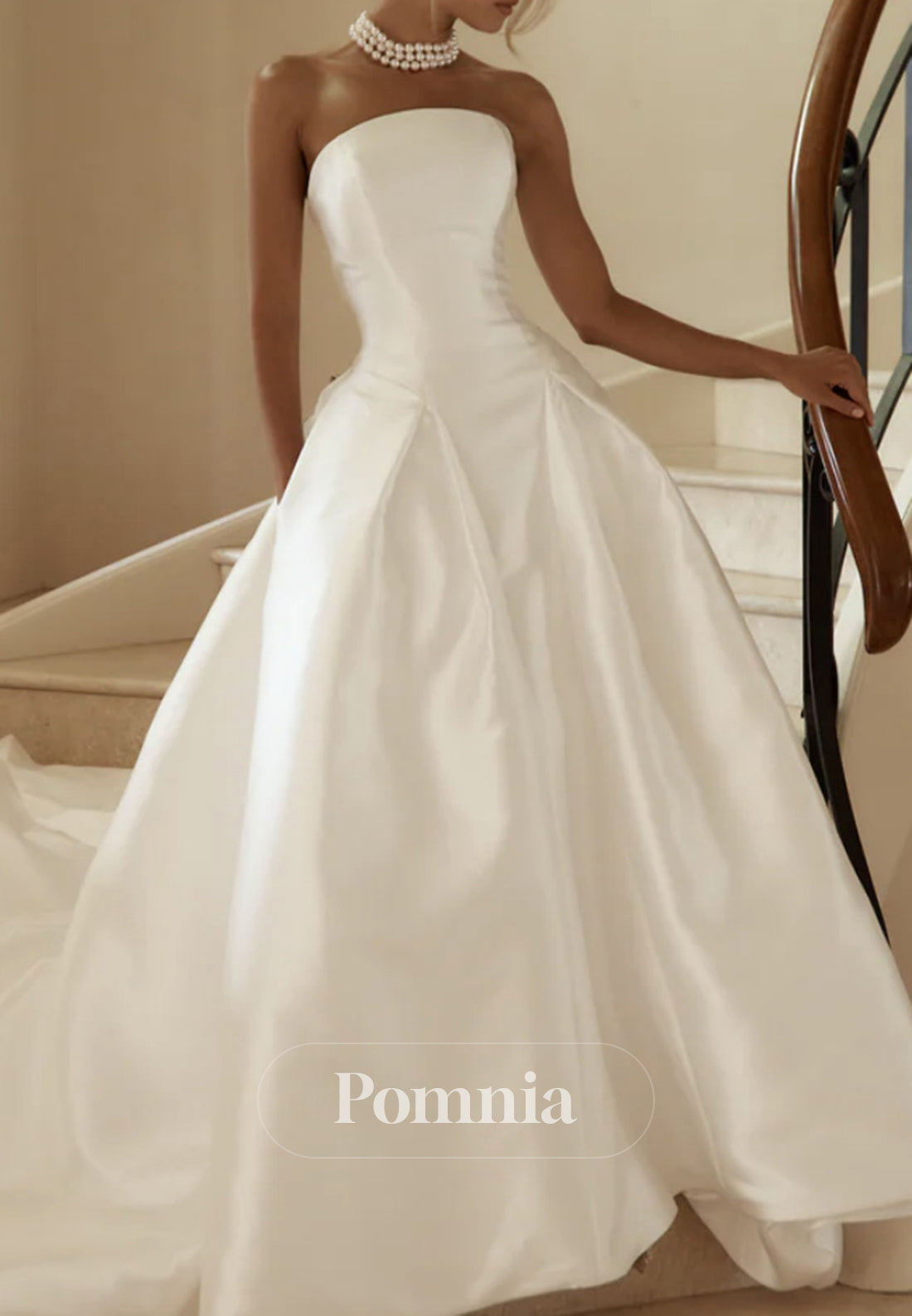 Simple Sleeveless Strapless Empire-Waist Ruched Wedding Dress