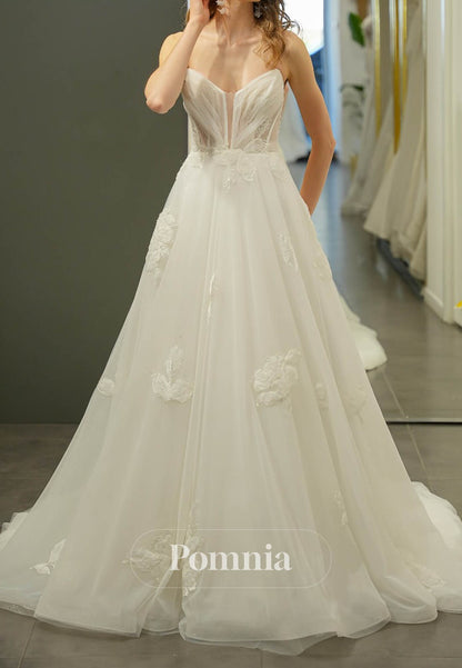 Simple Sleeveless Strapless Floral Appliques Wedding Dress