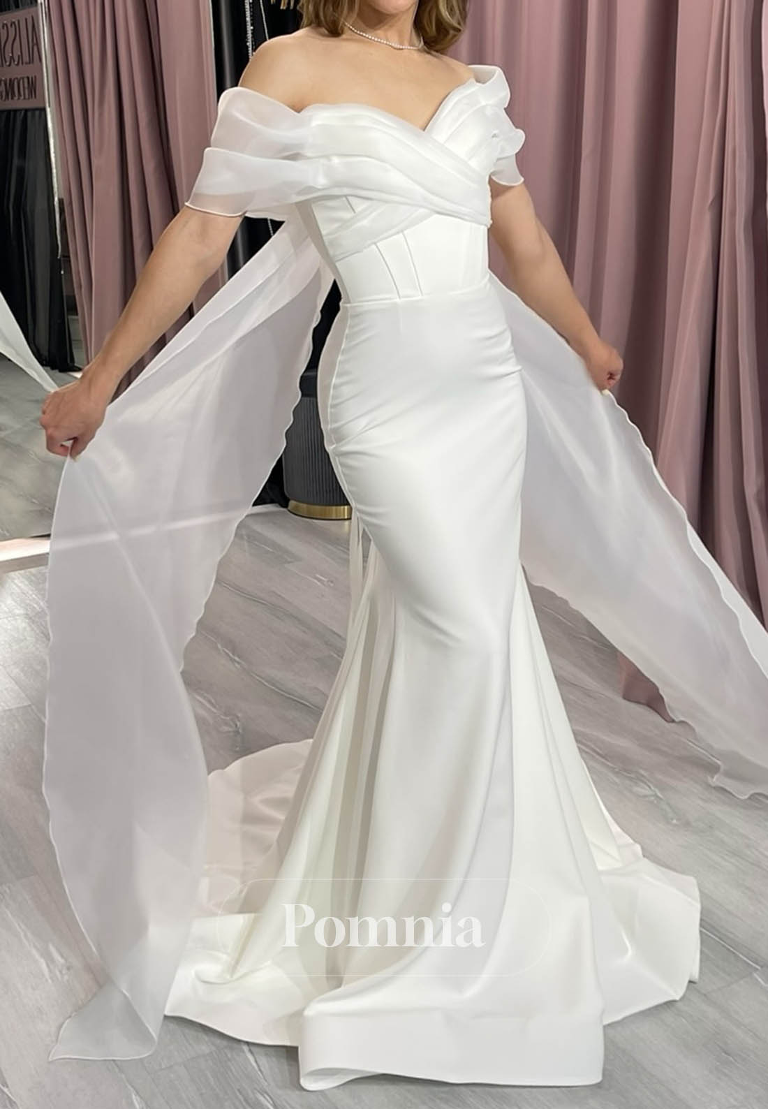 Simple Sweetheart Sleeveless Satin Mermaid Wedding Dress
