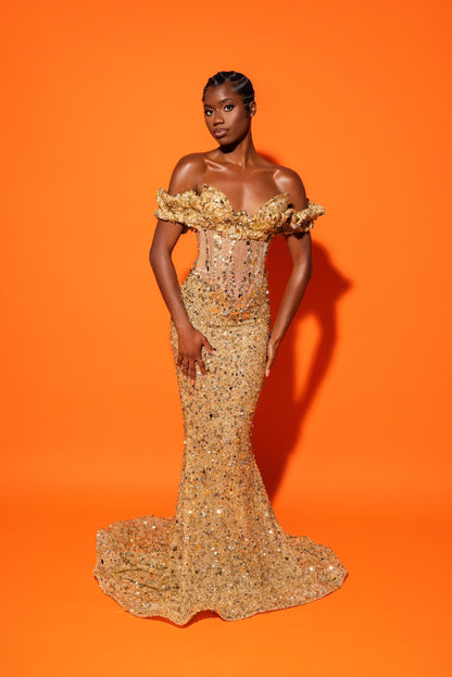 Gold Sleeveless Strapless Appliques Prom Dress