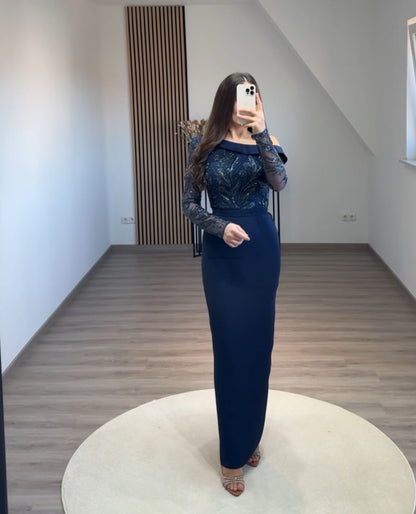 Elegant Long Sleeves V-Neck Ruched Satin Evening Dress