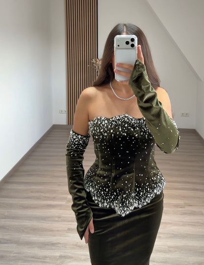 Long Sleeves Scoop Appliques Evening Dress