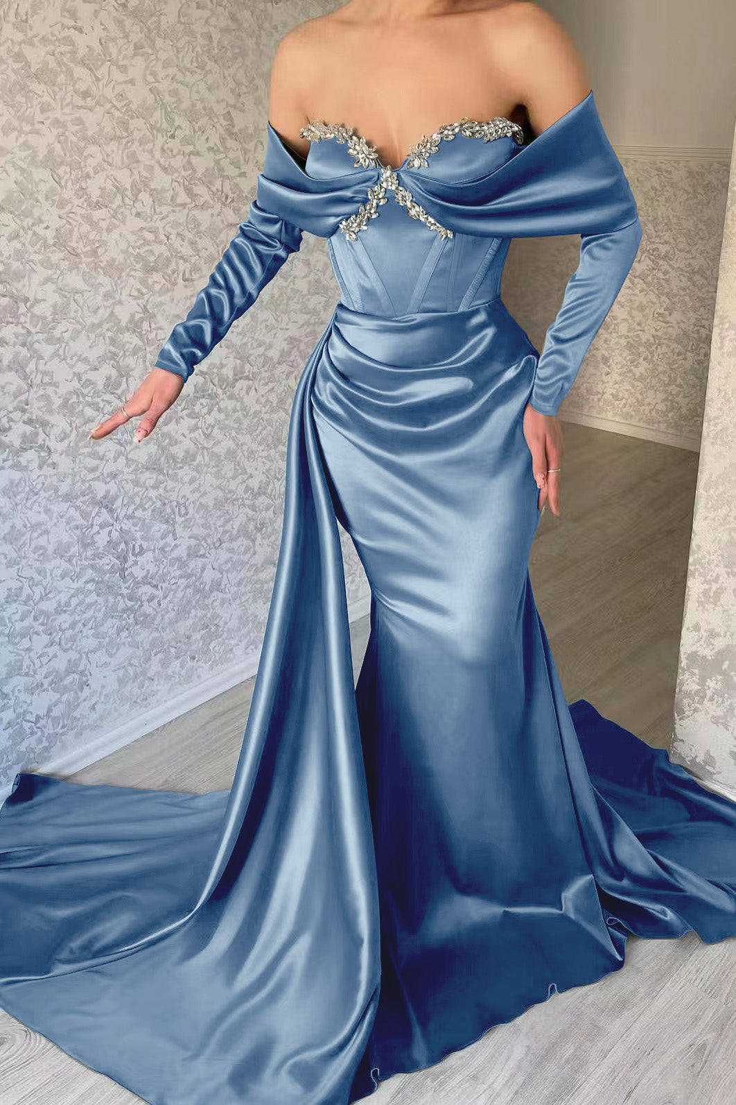 Sweetheart Long Sleeve Prom Dress Mermaid Evening Formal Dress With Rhinstone