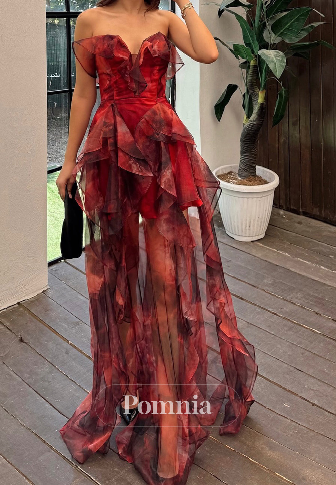 Charming Strapless Sleeveless Ruched Short Homecoming Dress