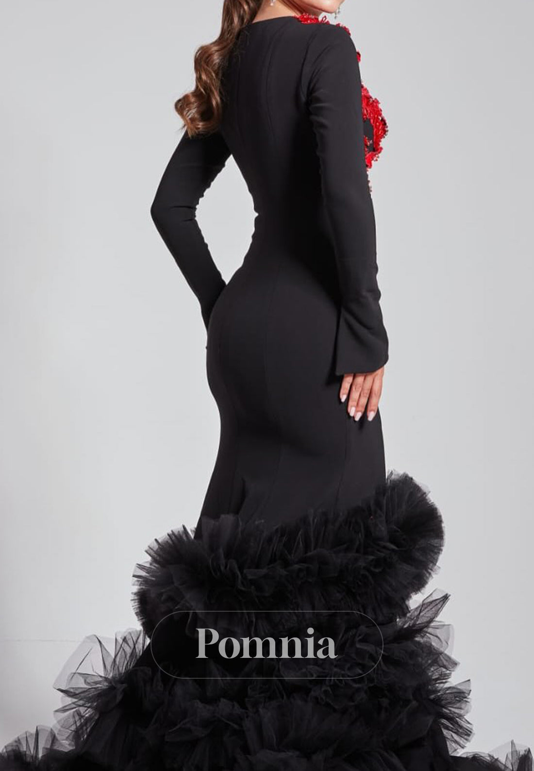 Black Long Sleeves V-Neck Appliques Mermaid Evening Dress