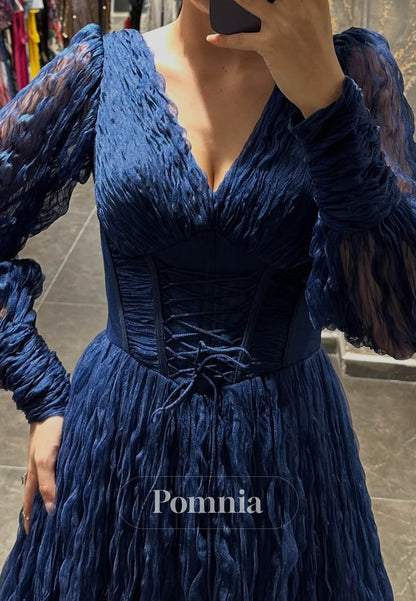 Charming Long Sleeves V-Neck Appliques Prom Dress