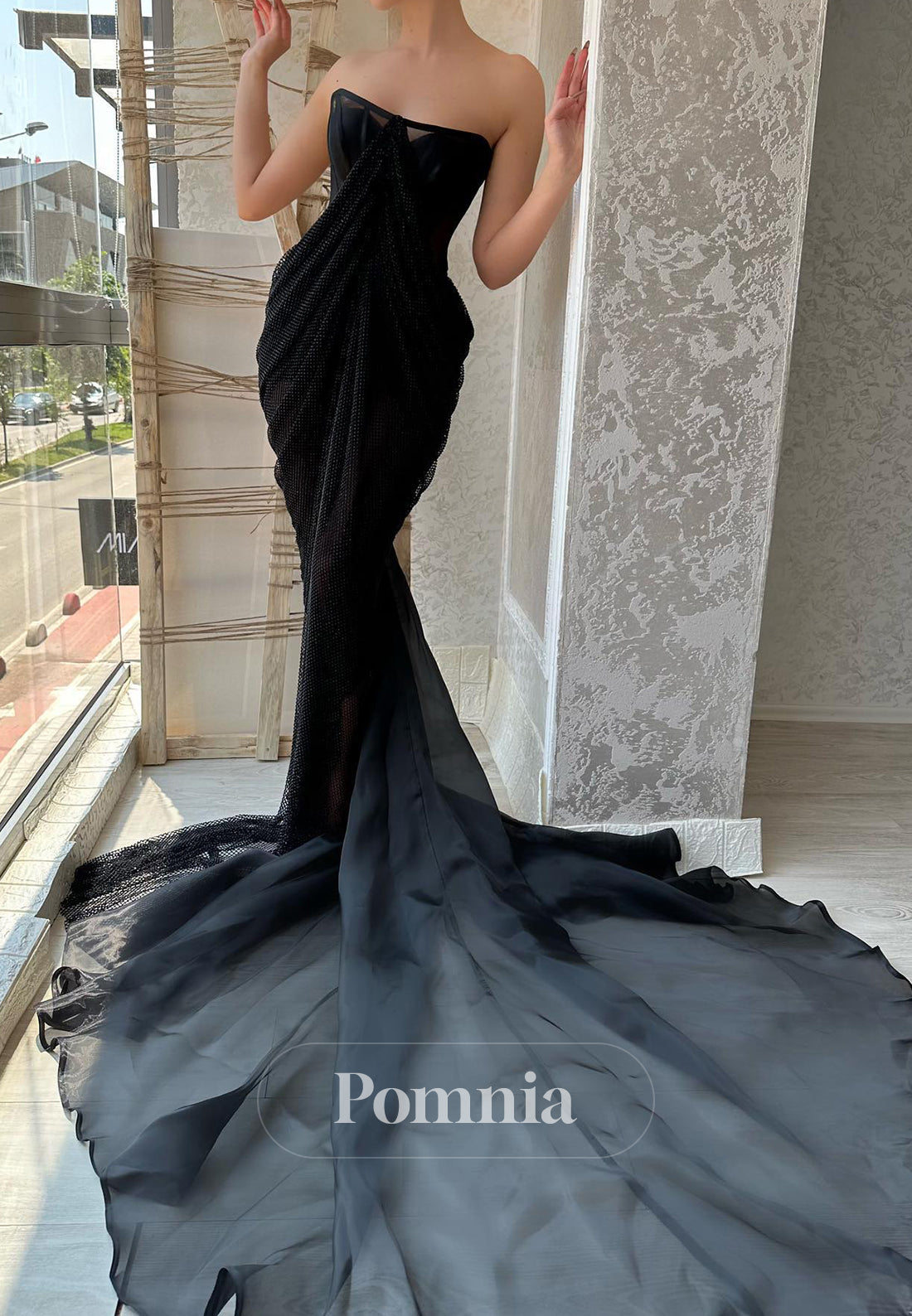 Black Sleeveless Scoop Slit Ruched Evening Dress