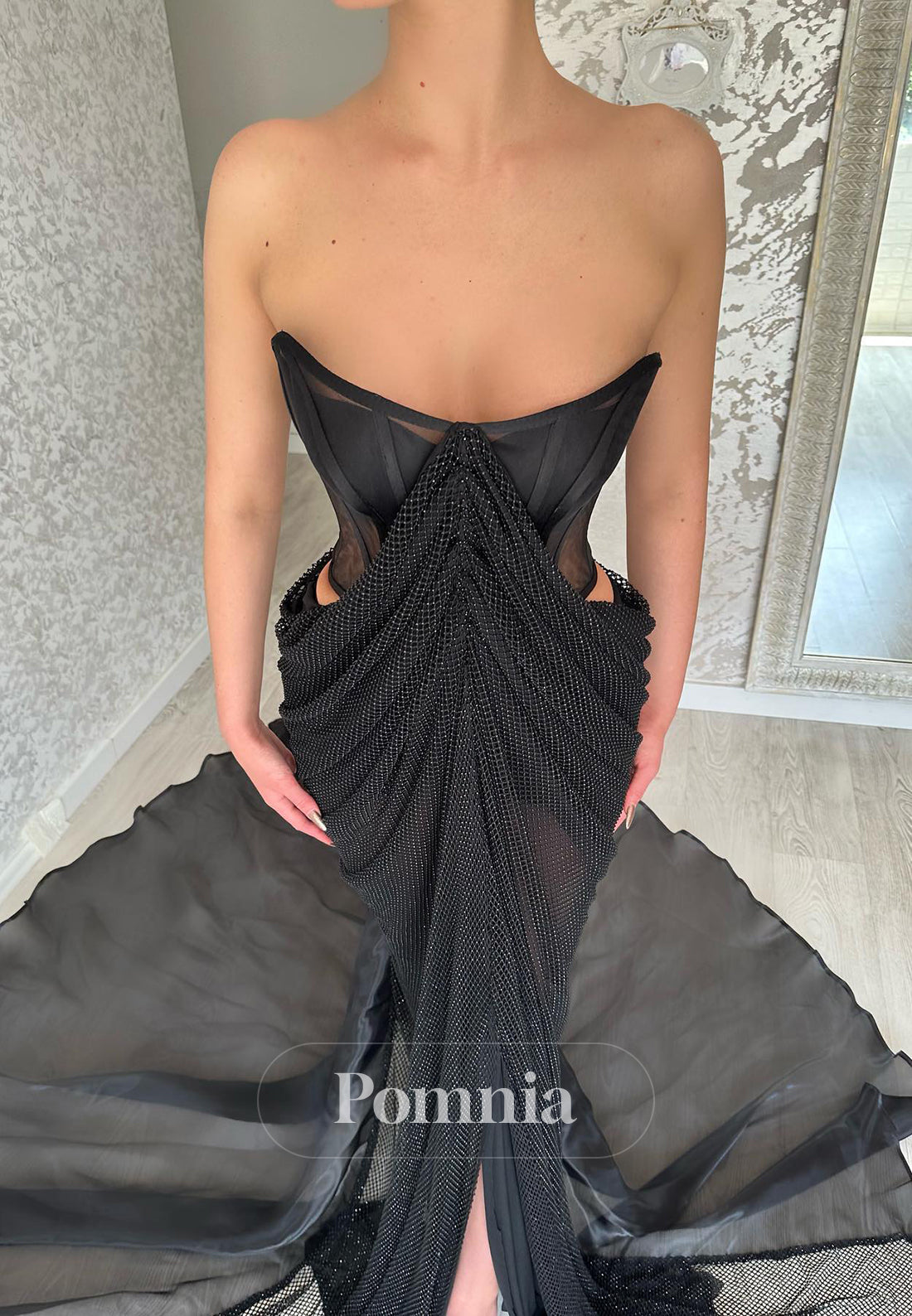 Black Sleeveless Scoop Slit Ruched Evening Dress