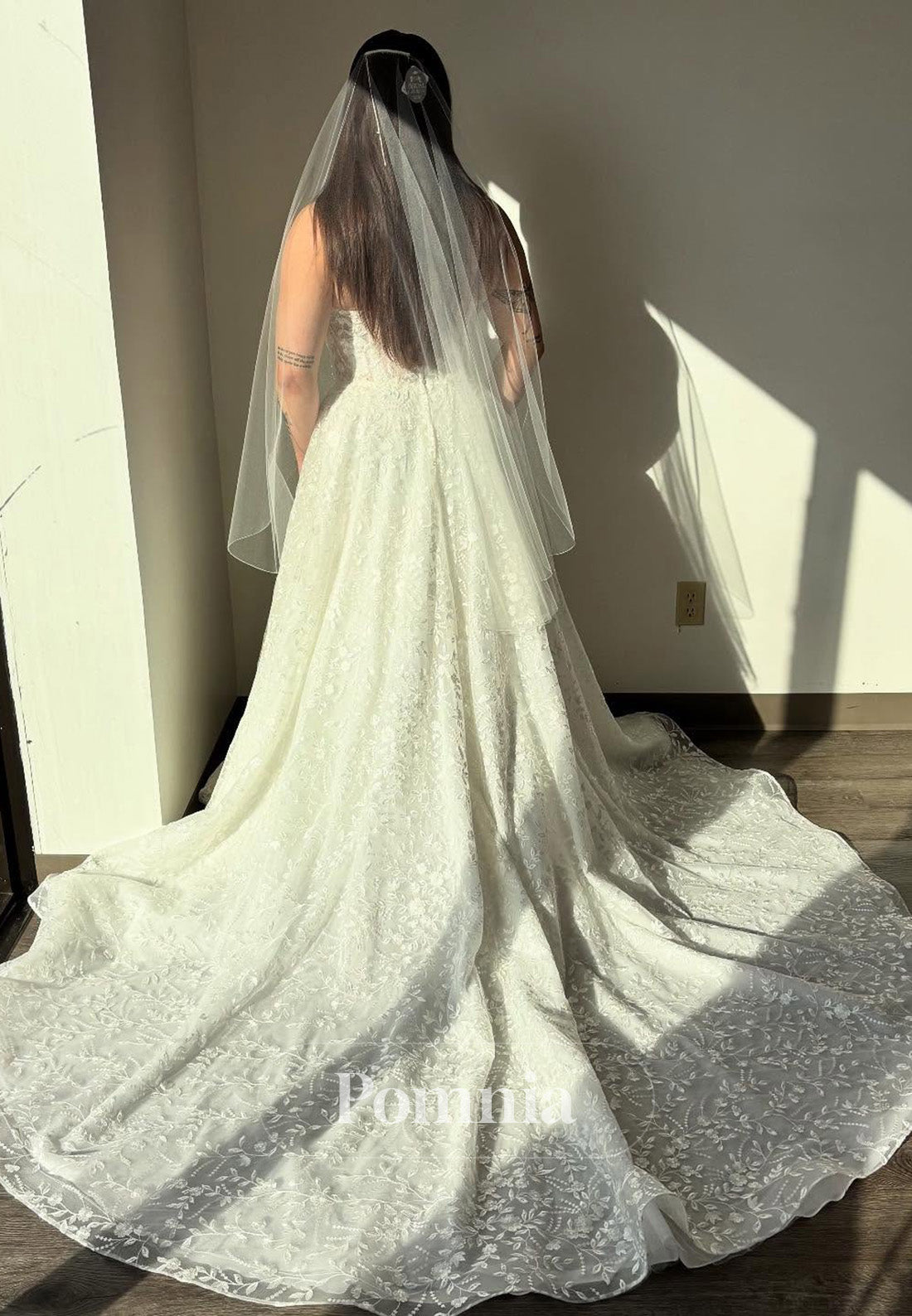 A-Line Sleeveless Scoop Empire-Waist Wedding Dress